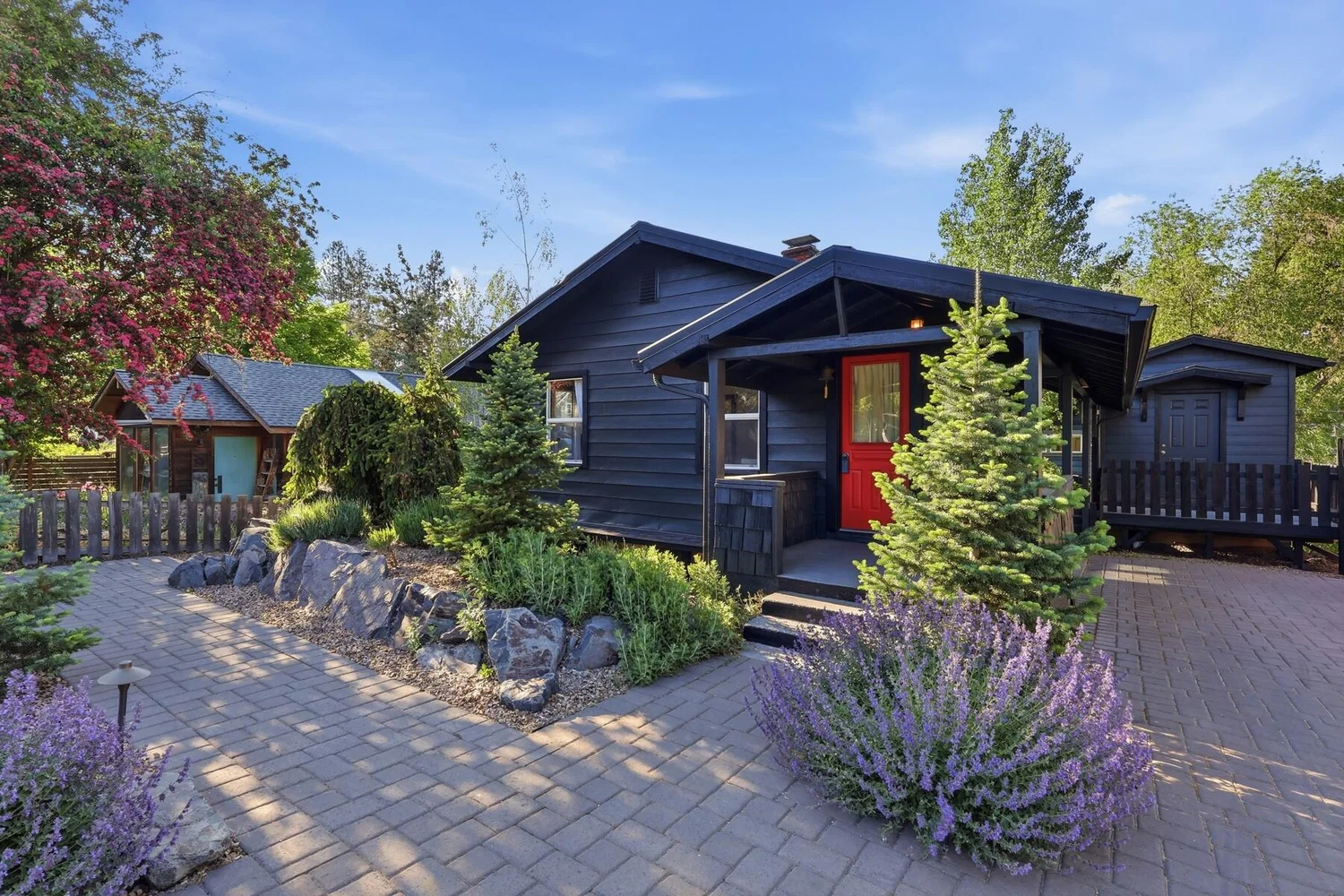 1124 NW Baltimore Avenue &mdash; front exterior, River West, Bend Oregon